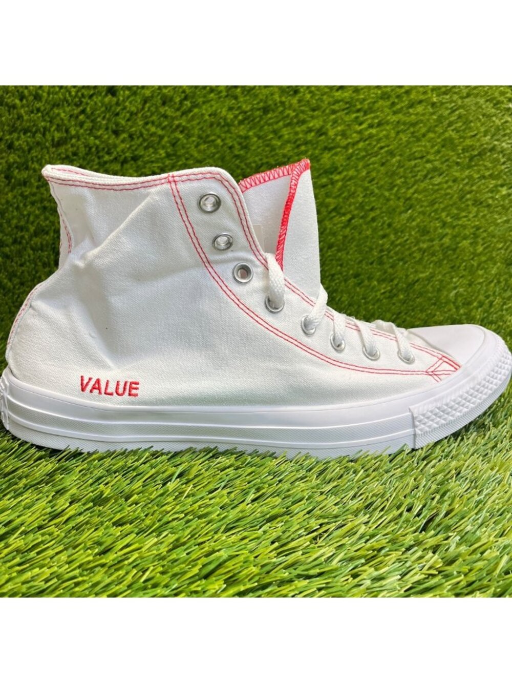 Converse Chuck Taylor All Star High Mens Size 11.5 White Athletic Shoes Sneakers